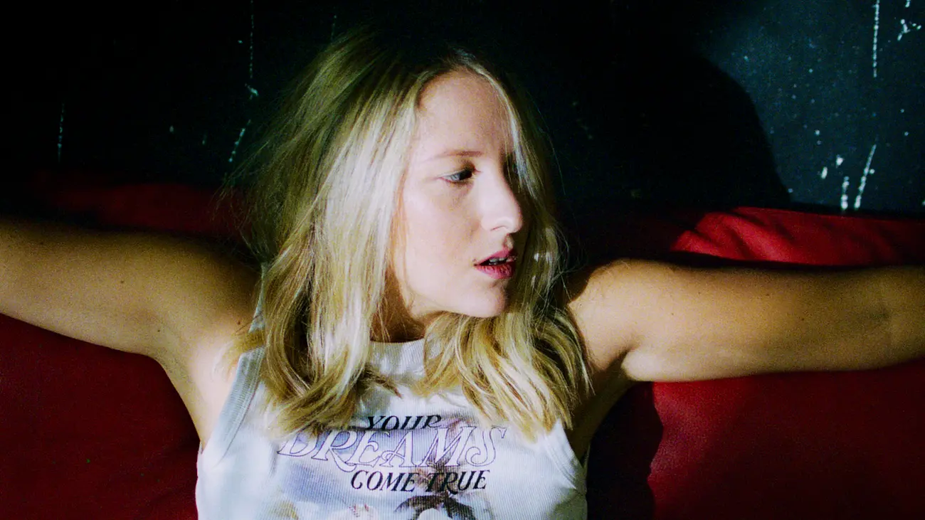 Bandiera di Giulia Mei va al Cinema