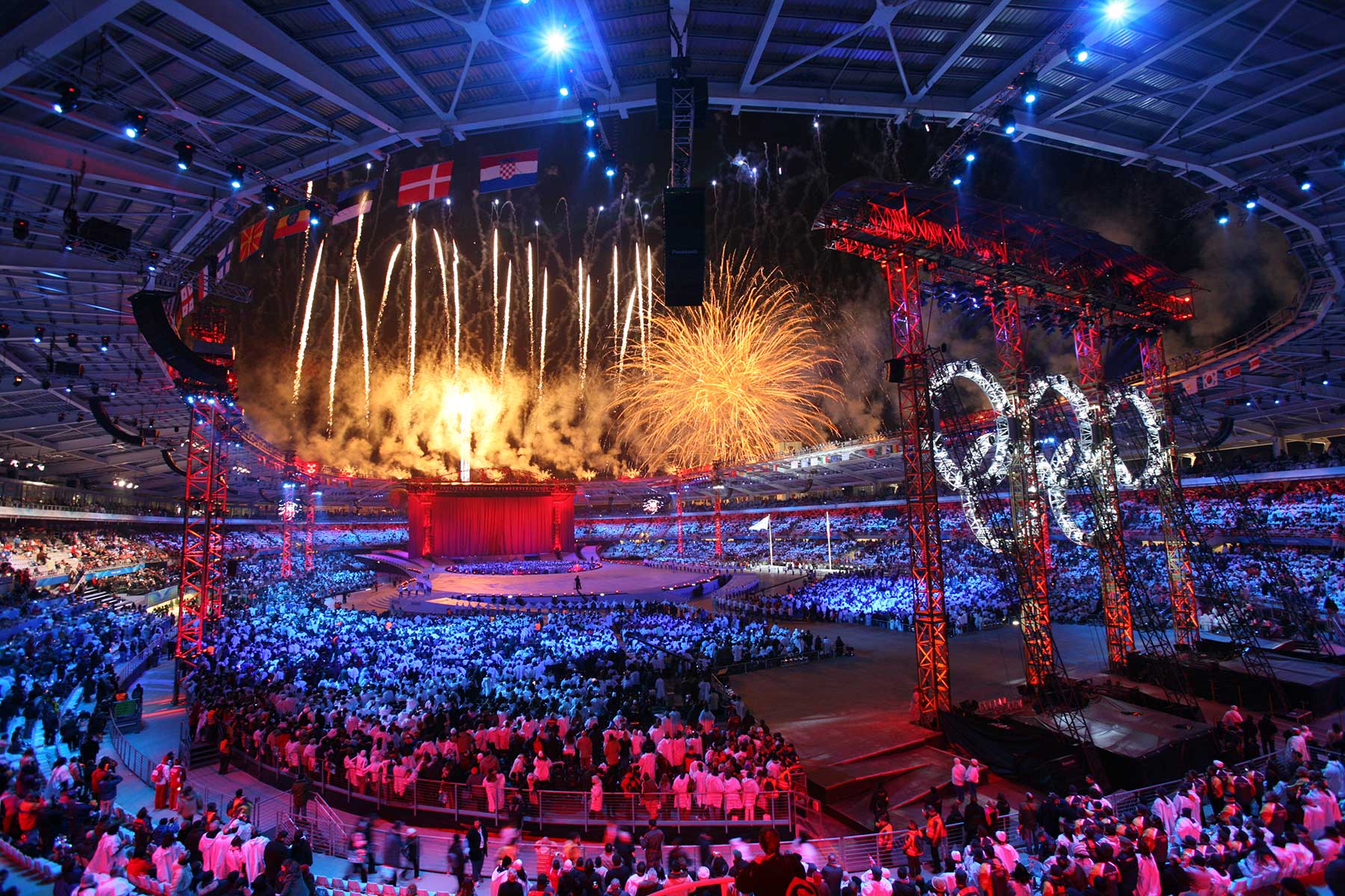 FILMMASTER, l’agenzia creativa italiana più premiata nella storia dei Bea World, cura la Cerimonia di Chiusura Olimpica e la Cerimonia di Apertura Paralimpica di Milano Cortina 2026 e si prepara a celebrare 50 anni di attività