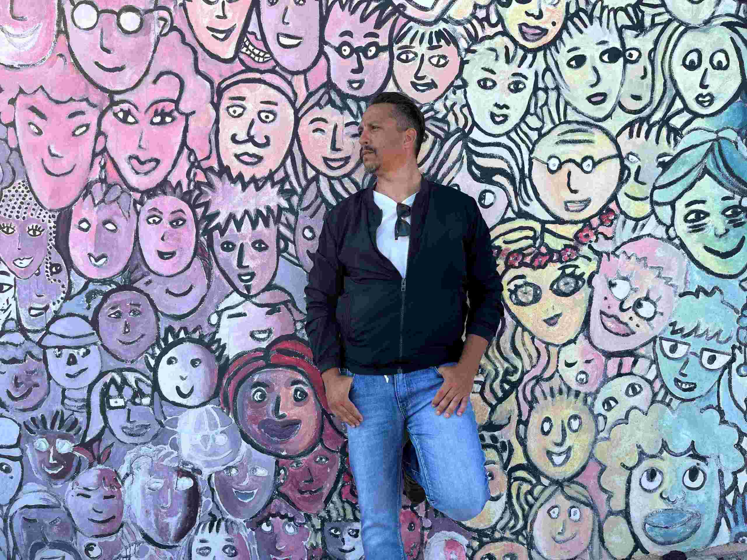 DARIO FLORO “O’ SCIÀ”   UN INCONTRO NATO DA UN VESTITO SMARRITO