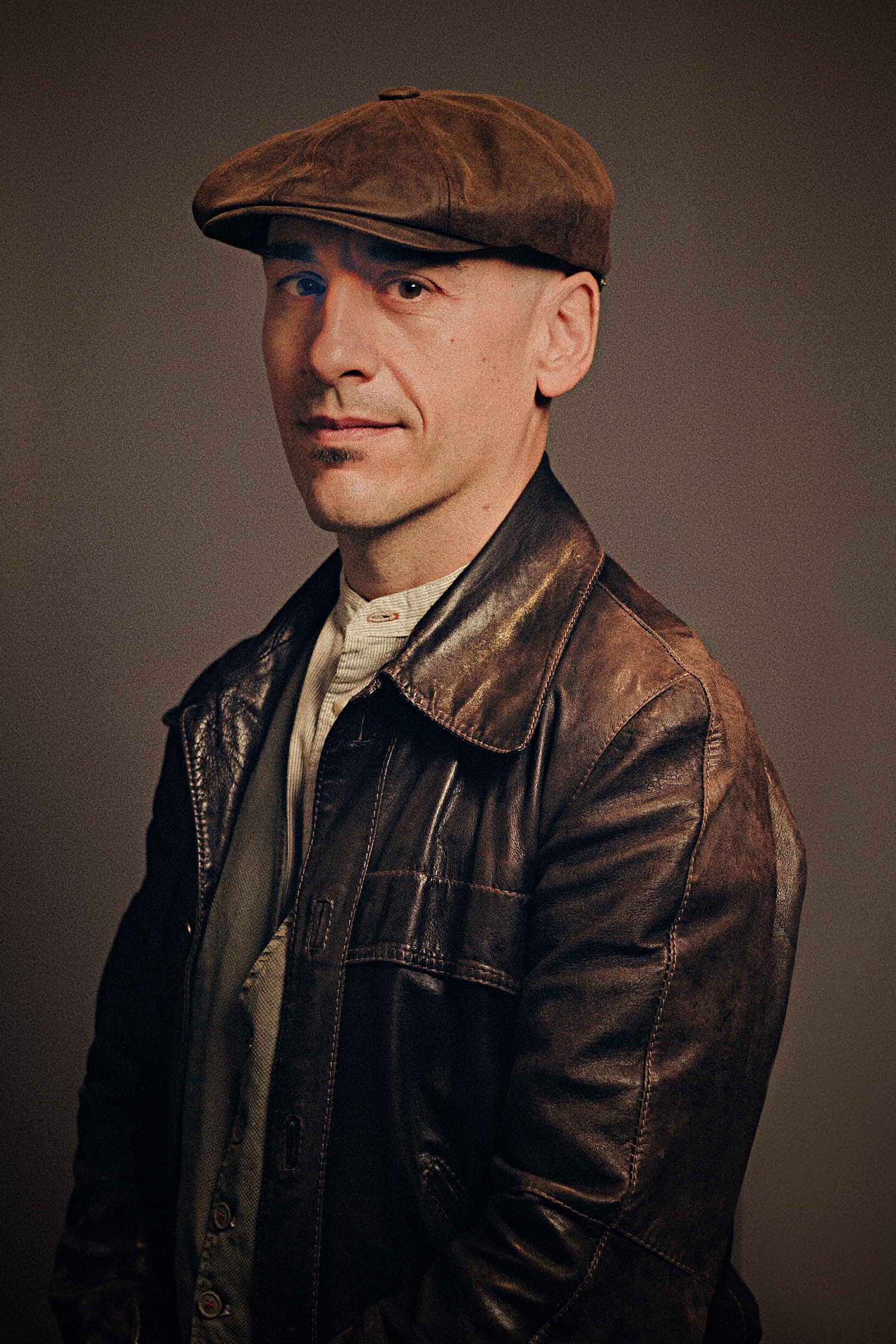  MATTEO BUZZANCA firma la colonna sonora di “Se fossi te”, nuova serie TV, in onda in prima visione su Rai 1 domenica 28 e lunedì 29 dicembre