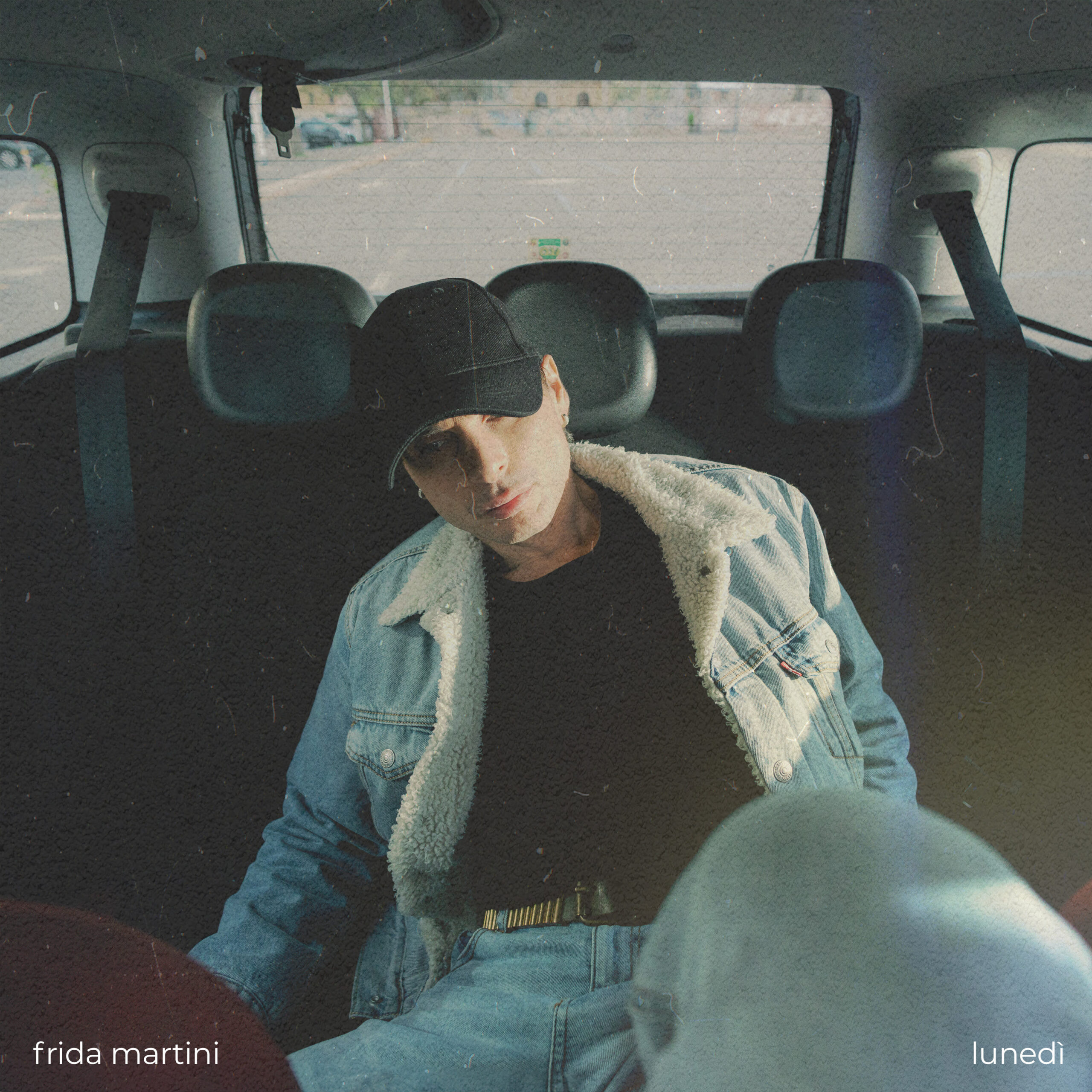 LUNEDI’ è il nuovo singolo del progetto FRIDA MARTINI