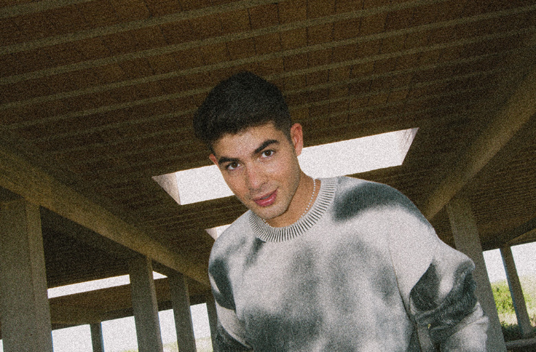 Da venerdì 16 gennaio arriva in radio “L’Appuntamento”, il nuovo singolo di Lor3n, con cui rende omaggio a Ornella Vanoni, disponibile in digitale dallo stesso giorno (Musica è / The Orchard).