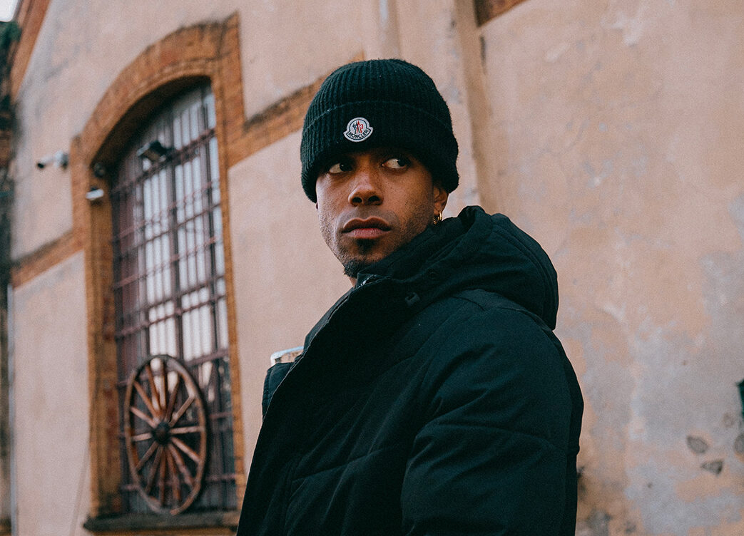 Latif Monet e “Mamuthones”: quando l’identità diventa maschera (e la musica l’unica verità)