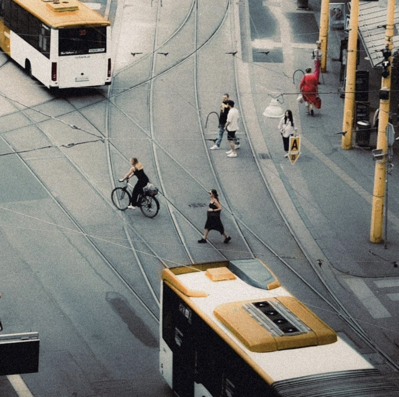 Davide Rossi racconta l’attesa e le distanze in “Binario del 20”