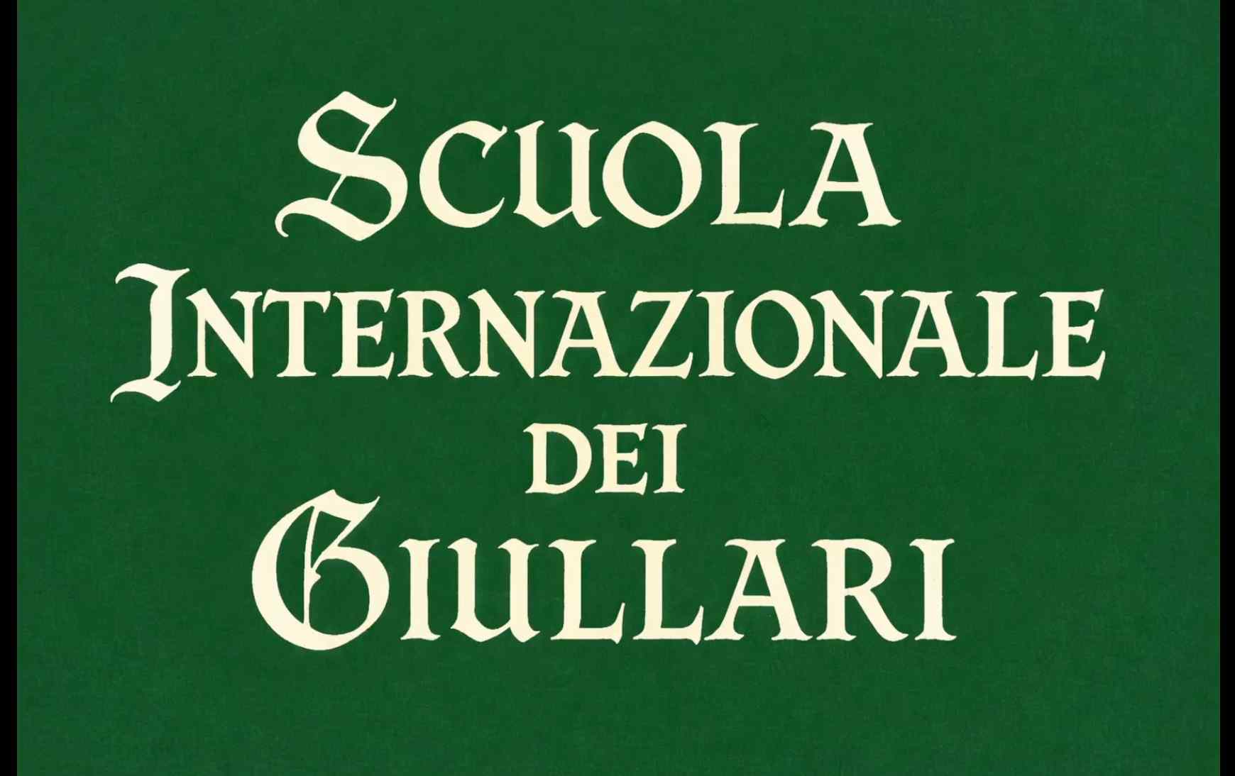“Proseguiamo coi giullari”: il nuovo video è online