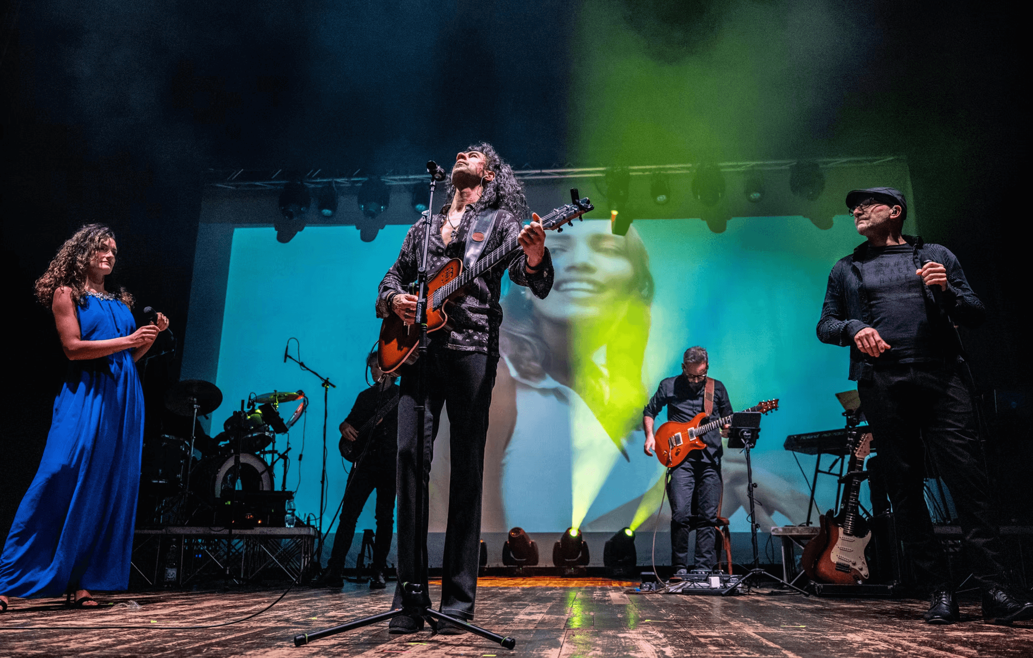 “Sì viaggiare” porta il mito di Battisti al Teatro Nuovo venerdì 16 gennaio