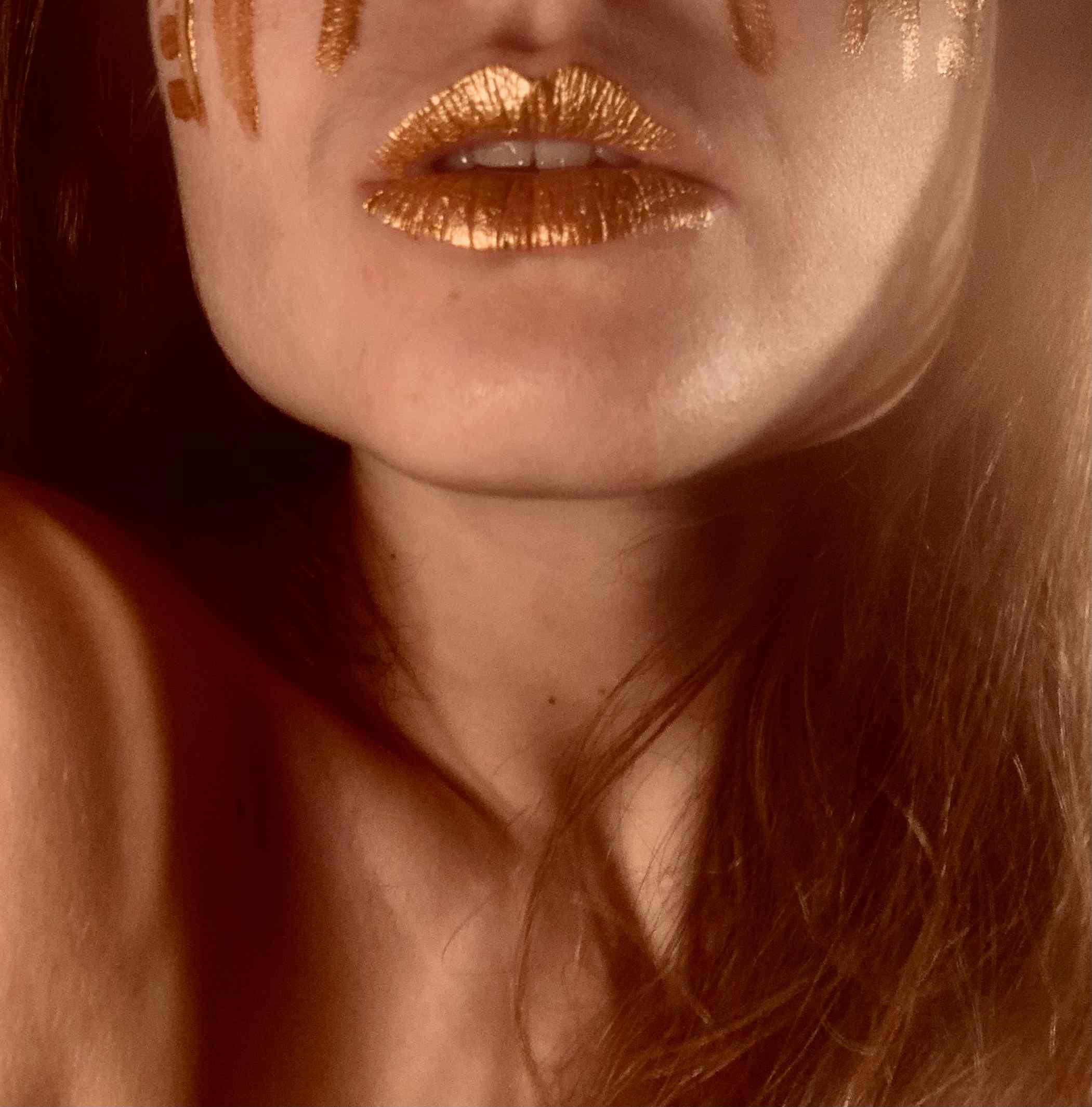 “Sostanze” di Filippo Poderini: il silenzio giusto per chiudere Dopamina