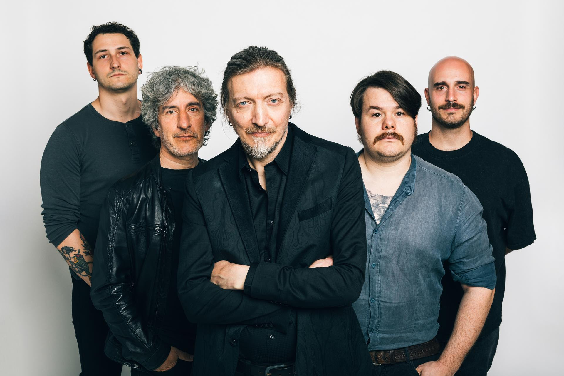 MERCANTI DI LIQUORE | In tour con “Non ci troverete Mai” il nuovo album