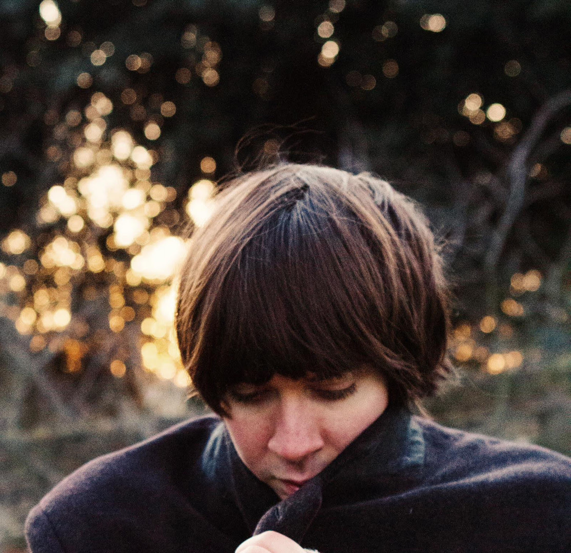 MATTEO ALIENO: SPALLE, il nuovo singolo in uscita il 6 febbraio per Honiro / Island Records.