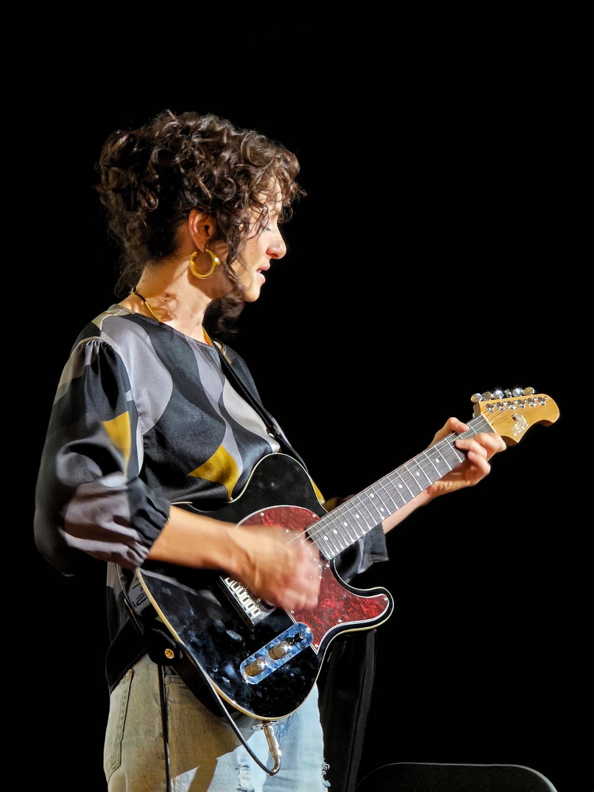 Ilaria Pastore al Globe Cafe’ Wine di Brescia con Stefano Brandoni (storico chitarrista di Francesco Renga) e Enrico Santangelo