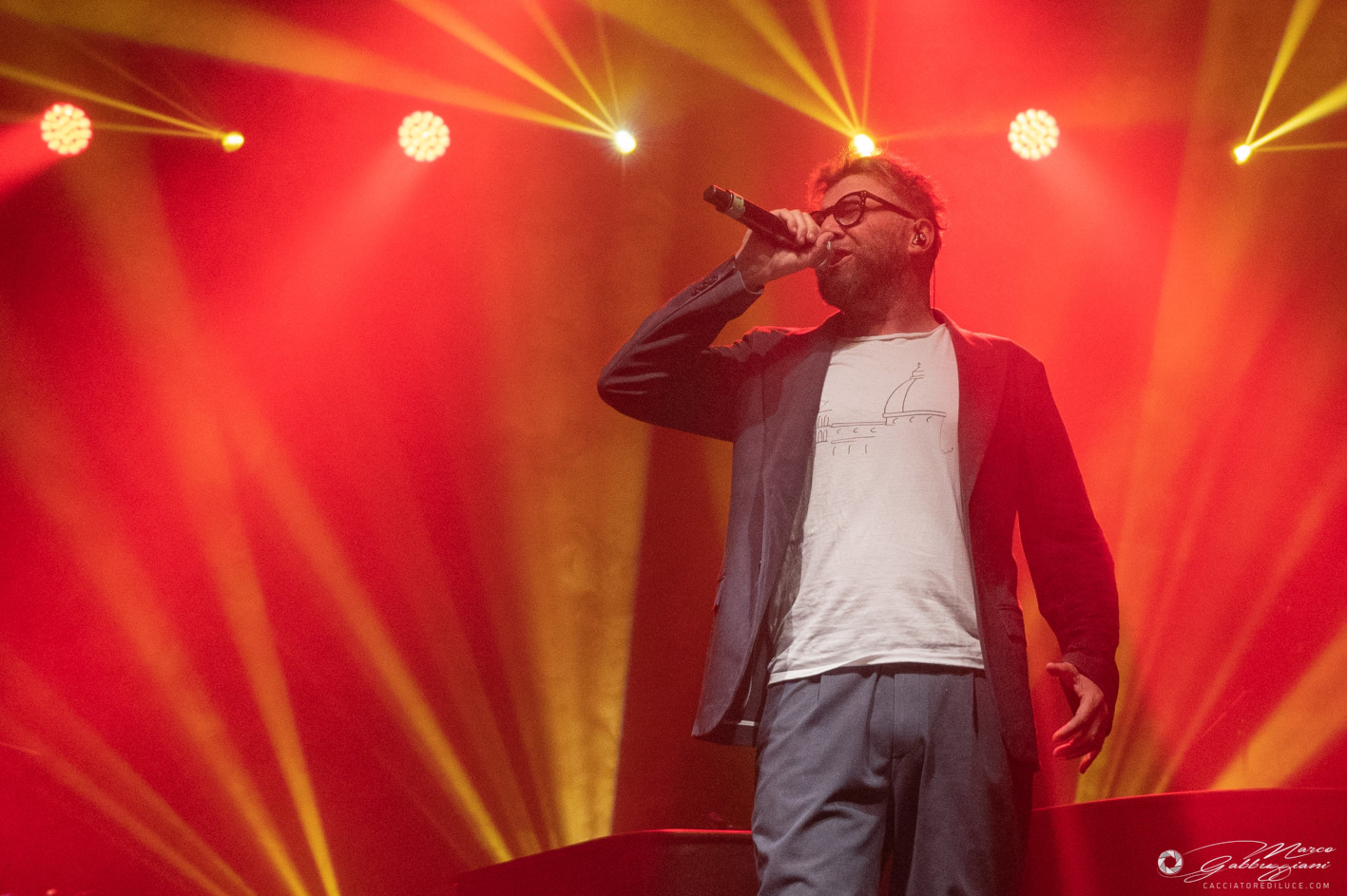 PAOLO VALLESI, ven 20/3 Teatro di Fiesole (Firenze) – debutta a Fiesole il nuovo spettacolo “35 anni di musica e parole”