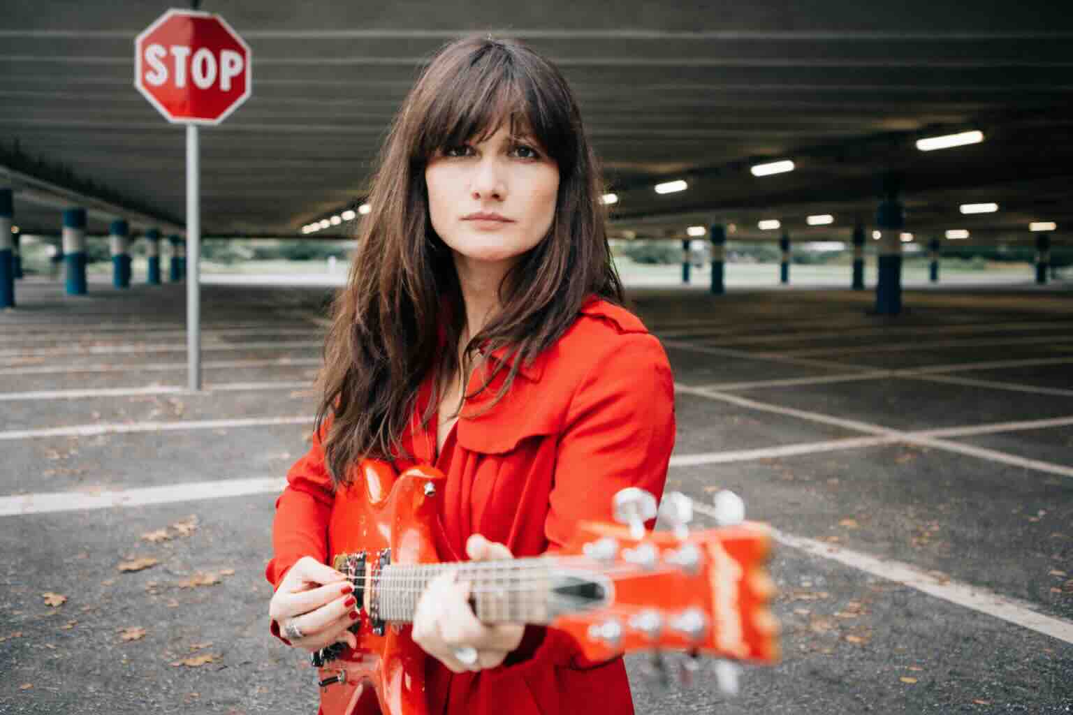 Psico4ttrice: in radio il nuovo singolo “I primi baci al cimitero”