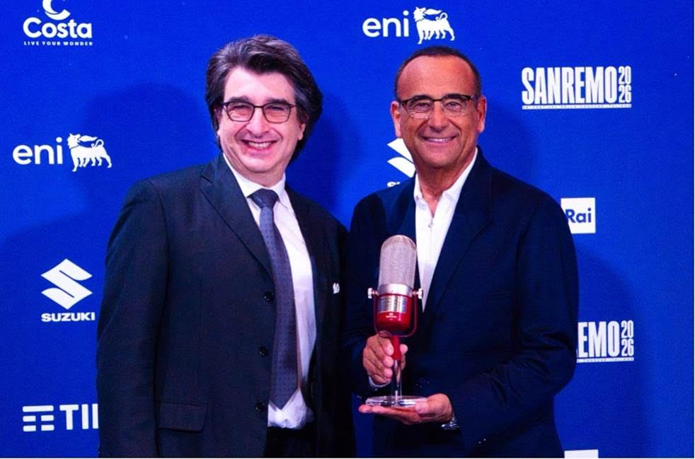 Sanremo 2026 – Premio Speciale Assomusica a Carlo Conti. Premiati anche Fulminacci e TonyPitony