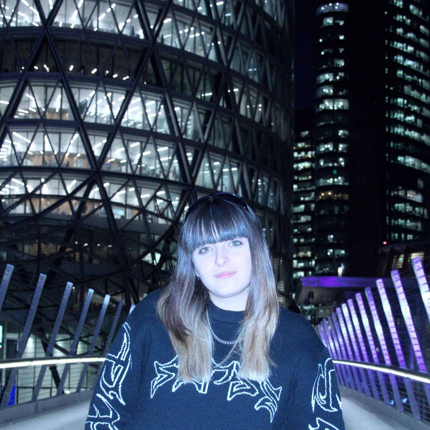 “PICCOLA” il primo EP della cantautrice piacentina VALENN disponibile in tutti i digital store