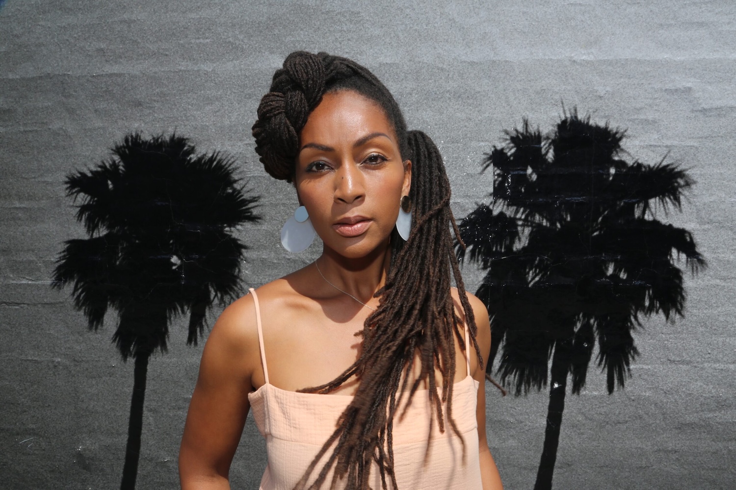 Amana Melomè: ricalibrassi dentro un disco coi fiocchi