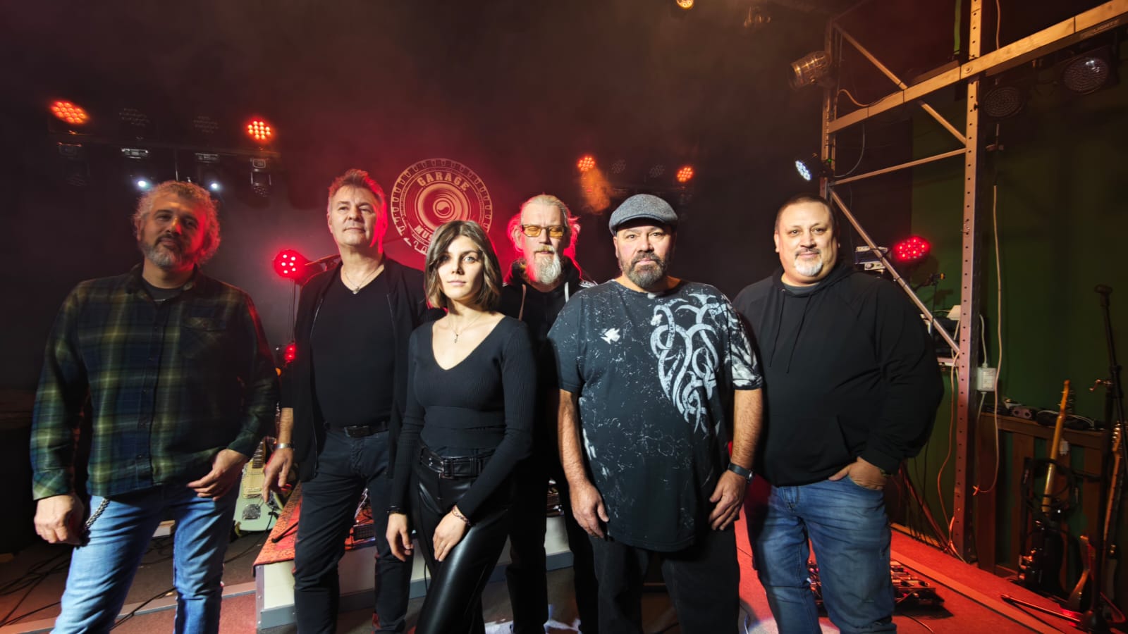 ALCHEMICA  “CHIUDI GLI OCCHI”  LA STORIA SI RIPETE