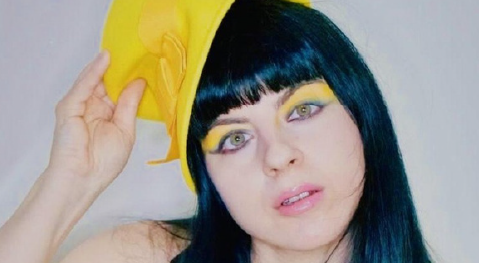 ROBERTA GIALLO – MAMMA COM’È, IL NUOVO SINGOLO SCANZONATO DI ROBERTA GIALLO