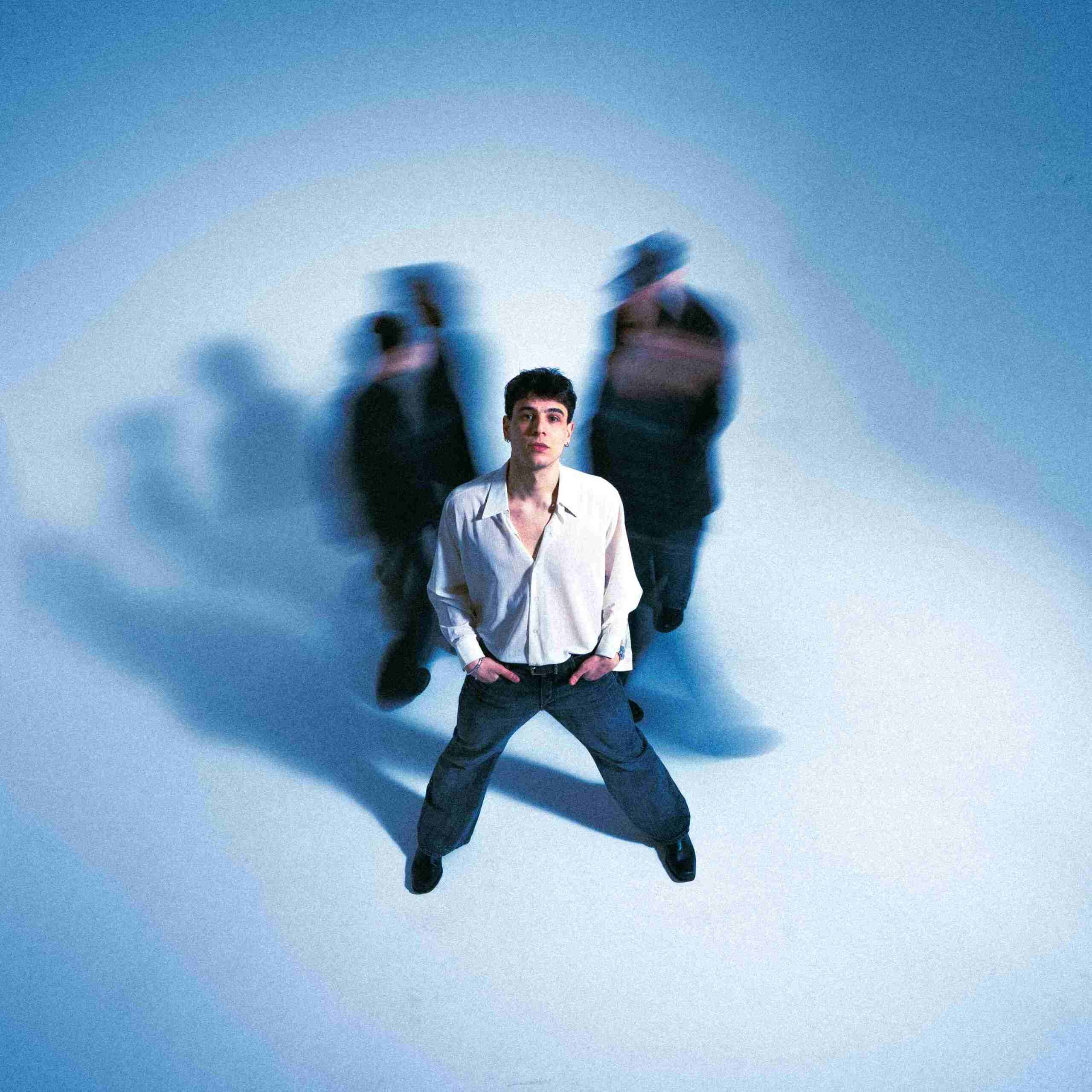 EJENT La giovane rock band fiorentina  pubblica domani, venerdì 3 aprile, l’inedito “Ci Divertiamo”  featuring Manitoba