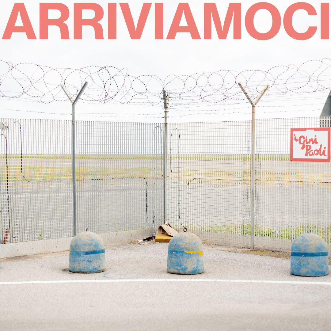 “Arriviamoci”, un manuale di resistenza urbana – All’ultima festa in spiaggia prima che il mondo bruci suona il nuovo EP de I Gini Paoli