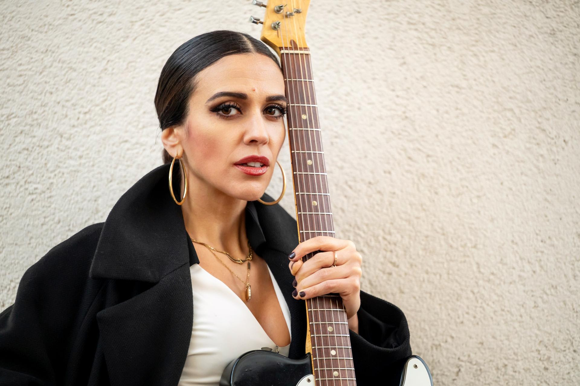 ELEONORA STRINO | Esce il 30 aprile “La campana di vetro” primo estratto dal nuovo album