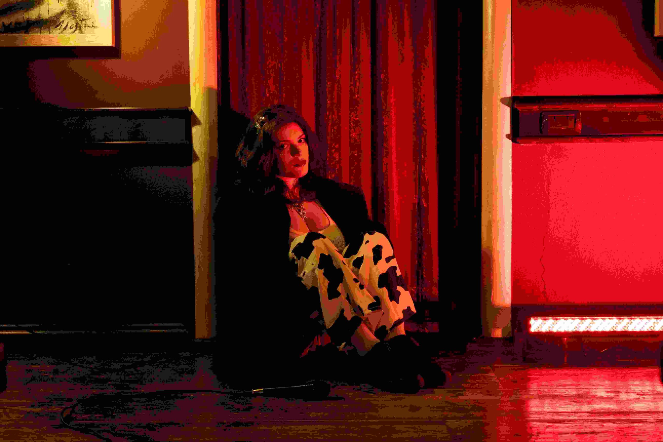 ZARA BROADWAY // “UGLY FACE”. Dalla rottura di un’amicizia nasce un brano tra rabbia, ironia e libertà.