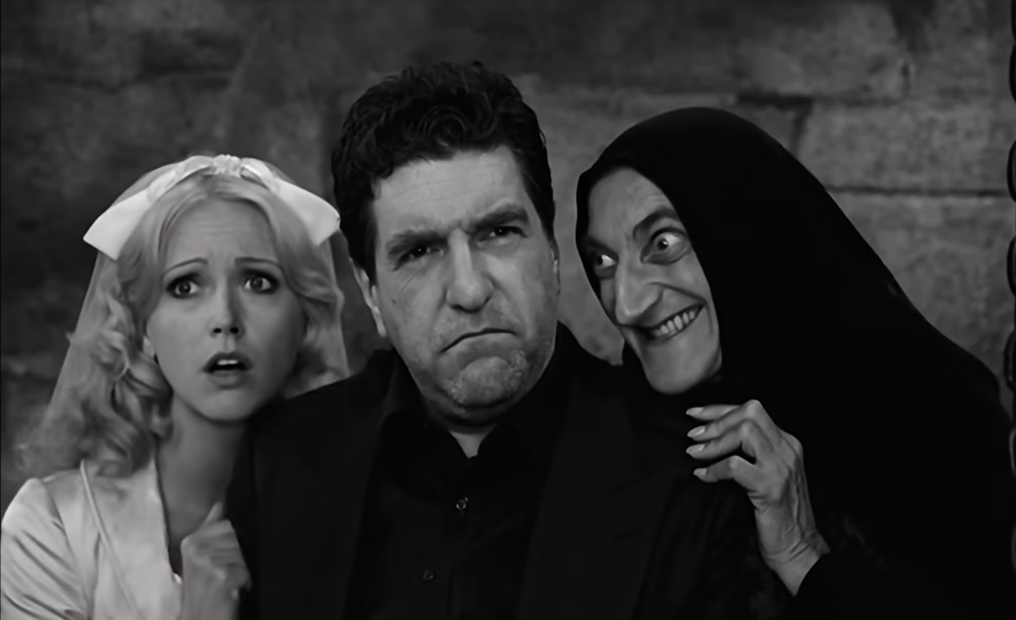 L’omaggio al cinema di Ruben nel video “Il Rogo della Vespa”.