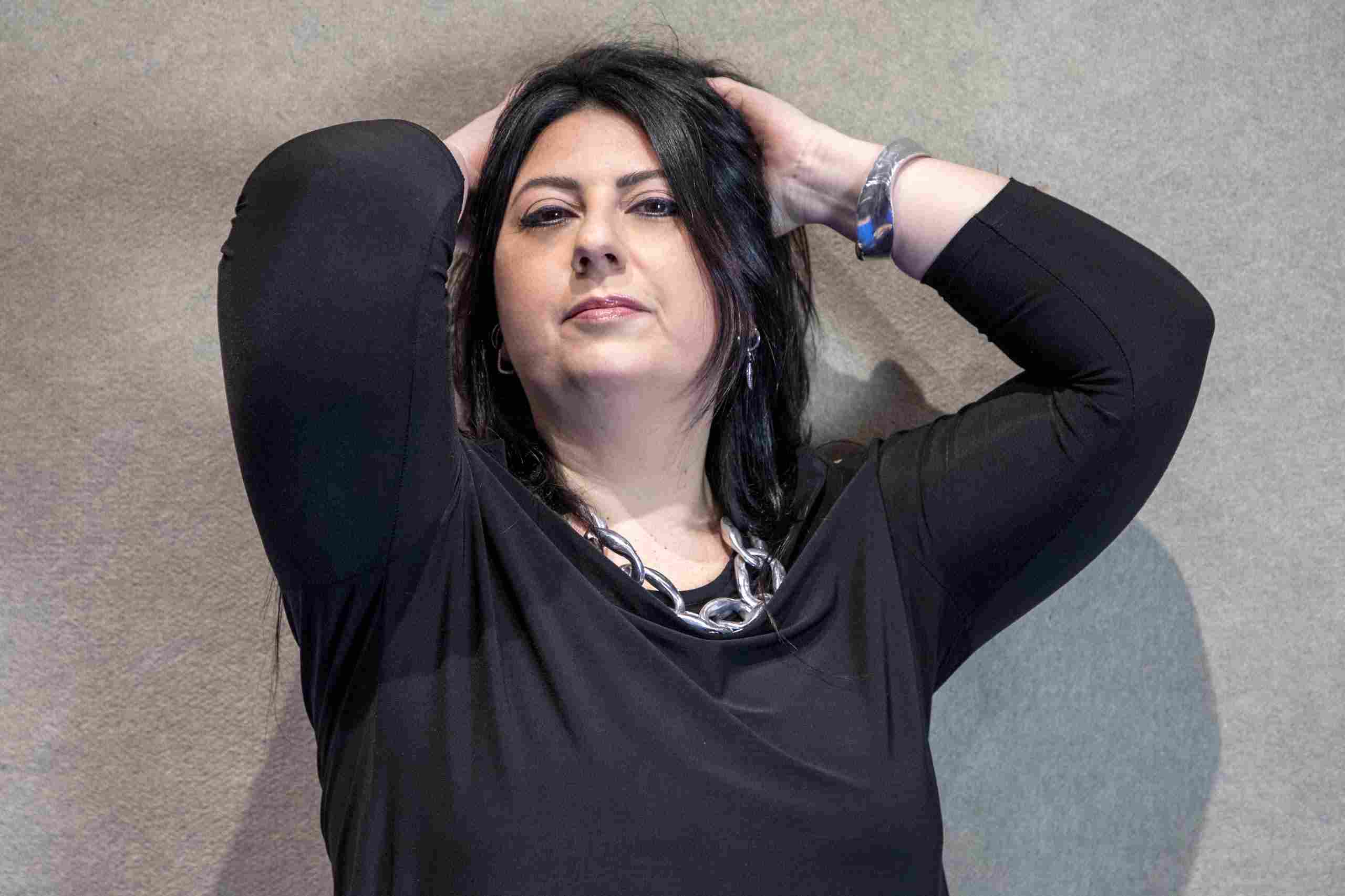 Over-J presenta il suo primo inedito “UN’ALTRA ME” – in uscita il 10 aprile 2026