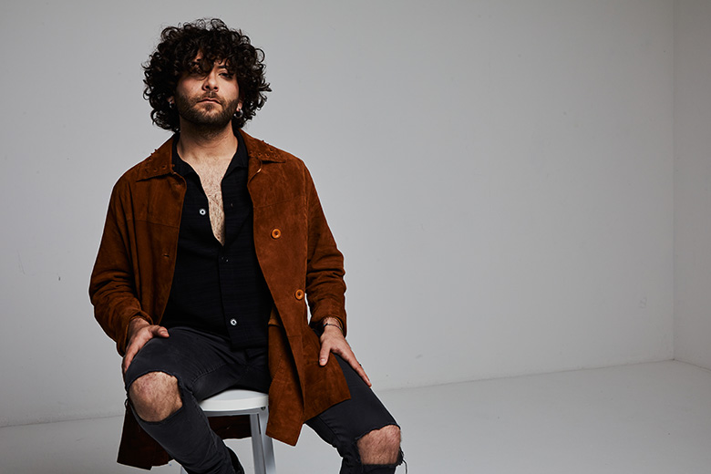 Da venerdì 29 maggio arriva in radio “Per Non Tornare Mai Più” il singolo inedito di DORIA, brano speranzoso e malinconico, disponibile in digitale (Hoop Music / Virgin Music Group)