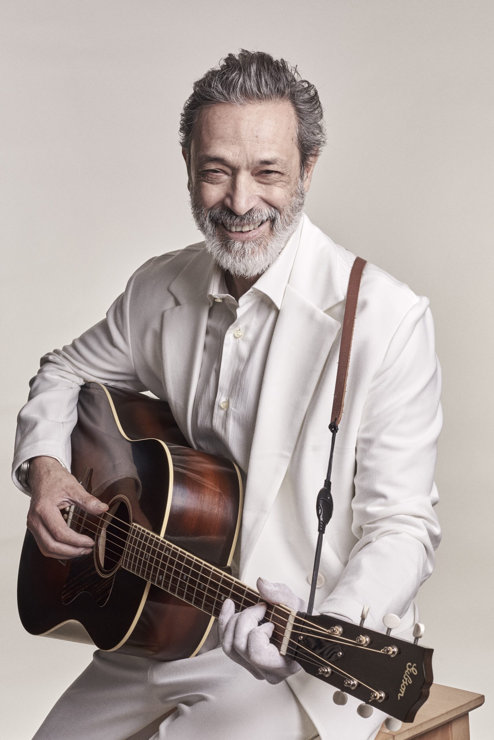 Andy Carrieri e “All Things Bright”: il blues vissuto, suonato, trasformato