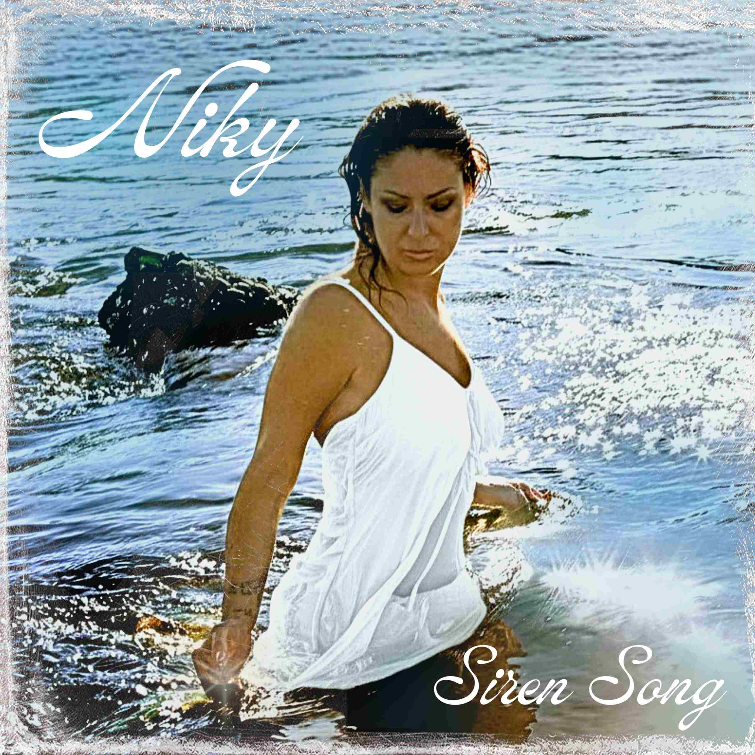 Niky torna con “Siren Song”: il nuovo singolo in radio e negli stores dall’8 maggio