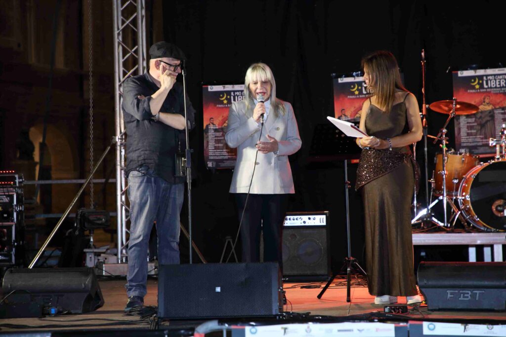 Giordano Sangiorgi, Simona Cappelli e la Sindaca di San Severino Marche