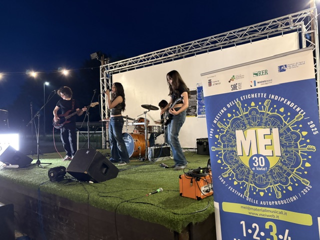 Faenza Rock fa 40 e fa doppio sold out: ecco i vincitori Forse Domani, Bloody Watermelon, Manleva e La Riva, voto popolare alle Seveneven