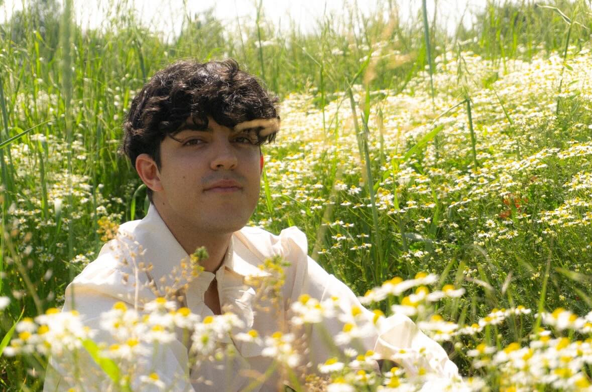 Esce oggi “I Segreti Delle Foglie”, il nuovo singolo di Simone Porreca