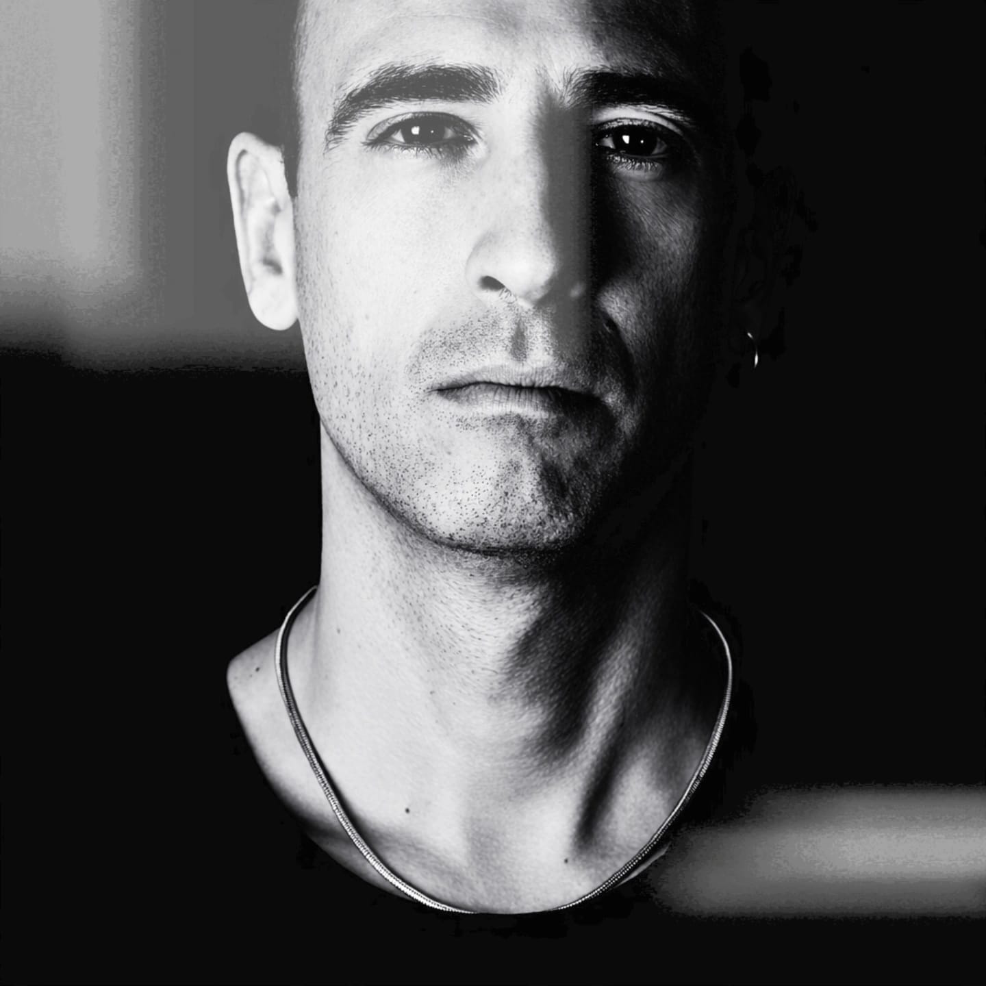 Masua: «In “L’estate in Camargue” ci sono il mare, i ricordi e il bisogno di fermare il tempo»