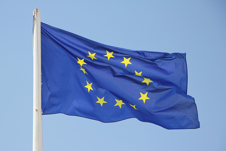 AudioCoop invita a compilare il questionario e inviarlo a UE