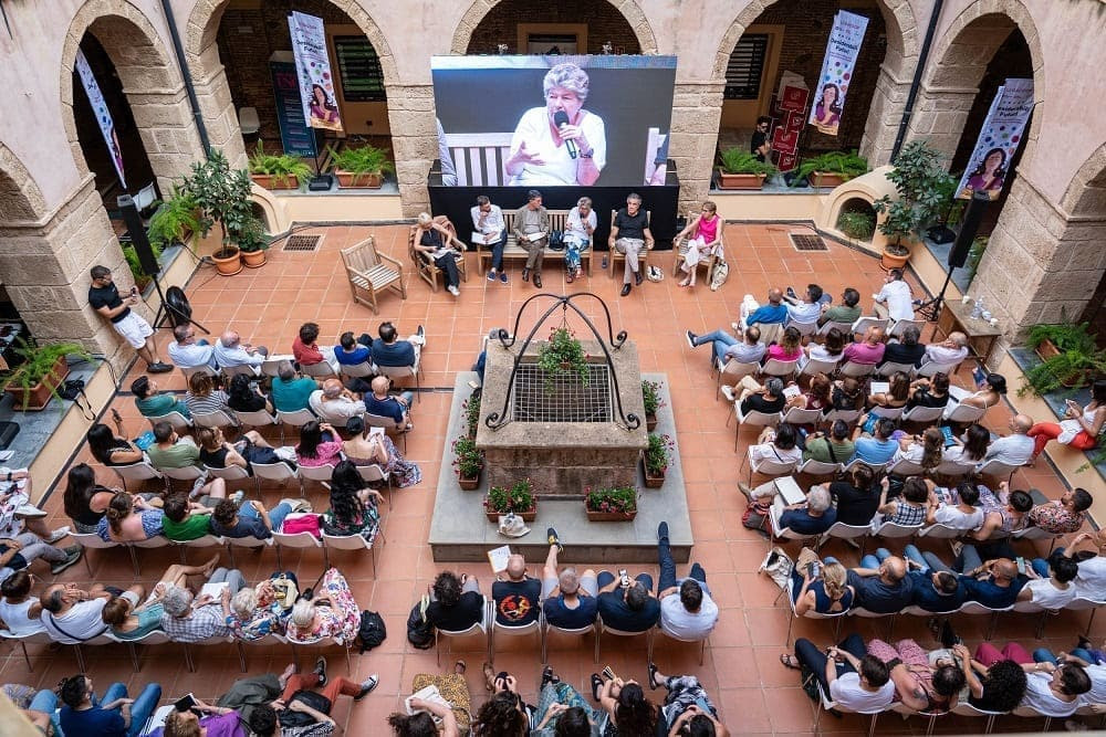 Dal 25 al 27 giugno a Oristano il quinto Festival dello sviluppo sostenibile all’insegna di PEACE PLEASE. L’Economia della Pace