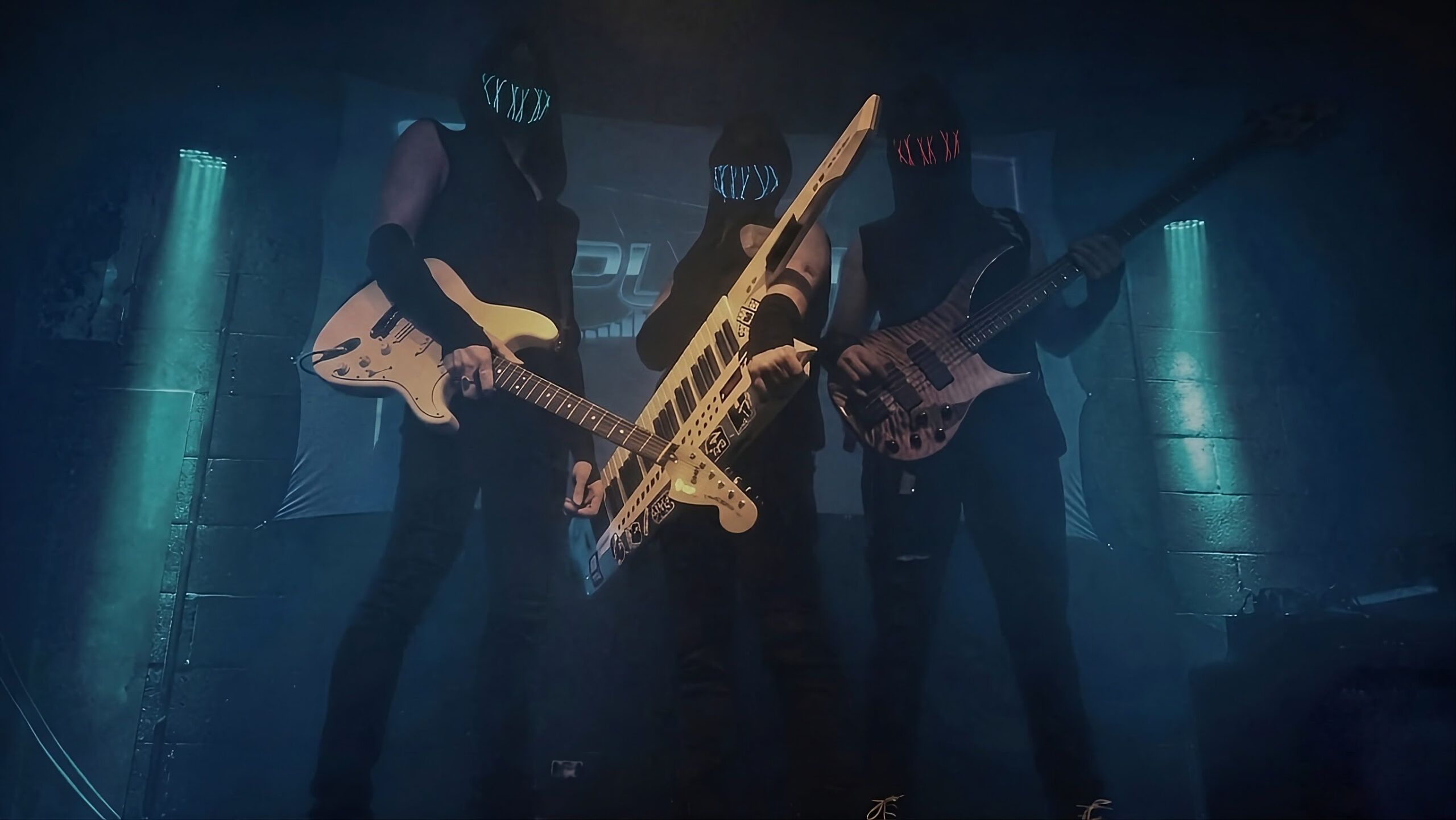 PLAYHZ // “CYBERWARE”. Il brano che apre le porte all’universo distopico della band