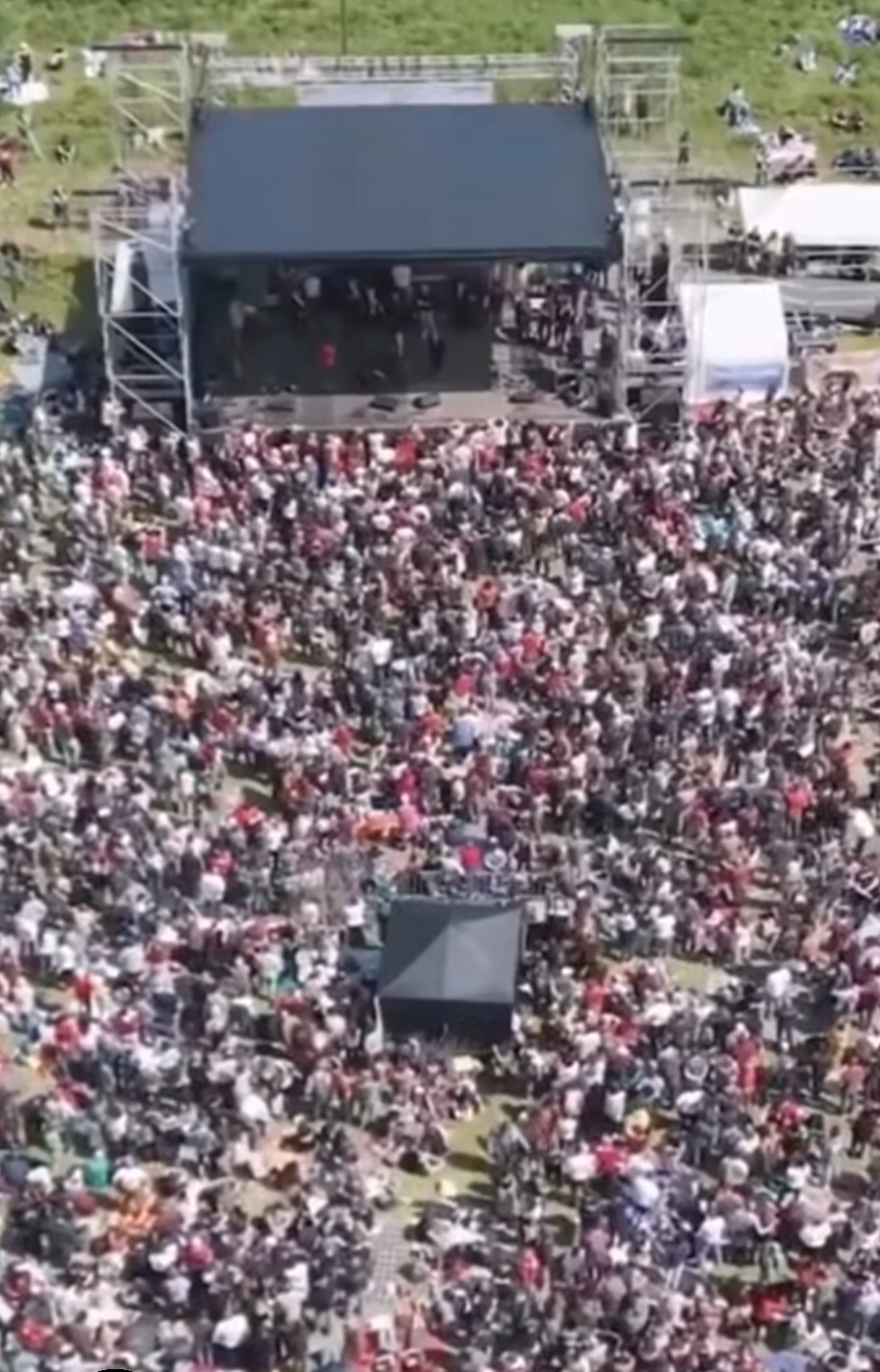 “Più che una Festa”: musica, comunità e solidarietà per sostenere la ricerca oncologica pediatrica