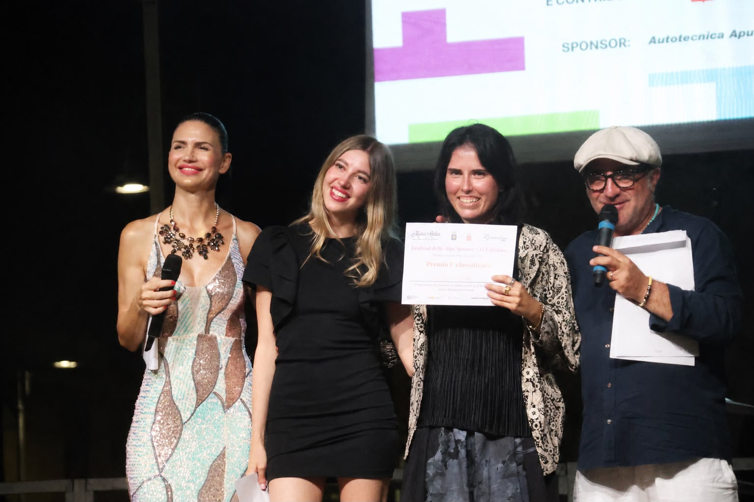 Giulia Vestri è la vincitrice della settima edizione del Festival Delle Alpi Apuane. Zialostra vince la tappa regionale del premio De André.