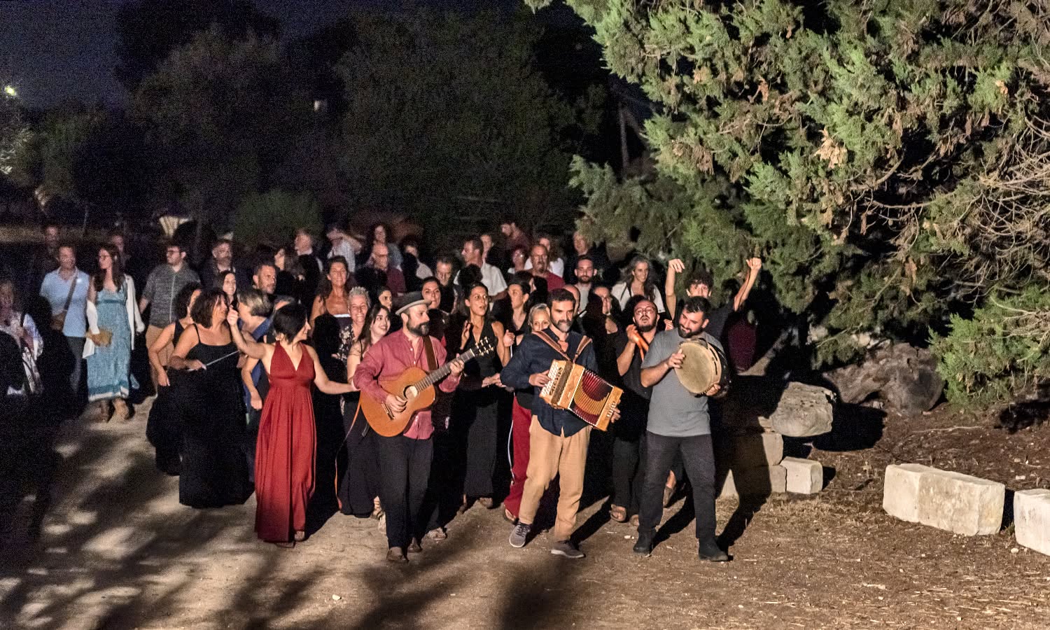 Dal 24 al 27 agosto | CORIGLIANO D’OTRANTO (LE) | Ultimi posti disponibili per partecipare alla residenza Accordanze, progetto di Danze e musiche tra tradizione e contemporaneità