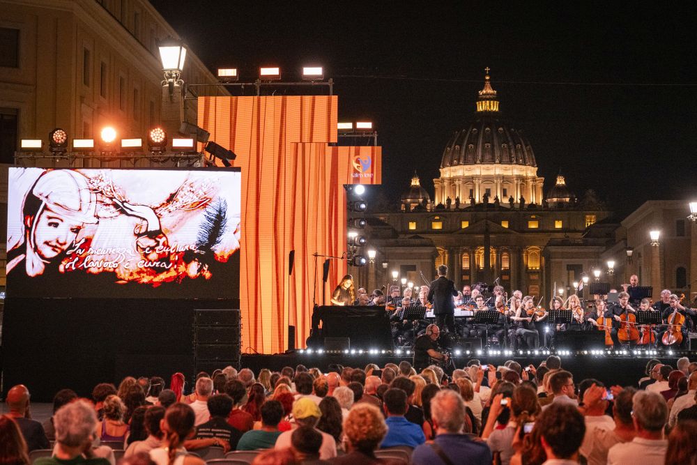 Il 29 agosto in onda in seconda serata su Rai 1 SAFETY LOVE, l’evento dedicato alla promozione della sicurezza e del benessere nei luoghi di lavoro che unisce spettacolo e impegno civile
