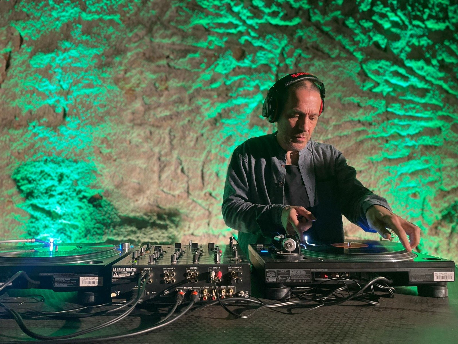  Giovedì 6 agosto | CORIGLIANO D’OTRANTO (LE) | Nuvole Sonore con Roberto Molle, Massimo Colazzo e Max Nocco al Castello