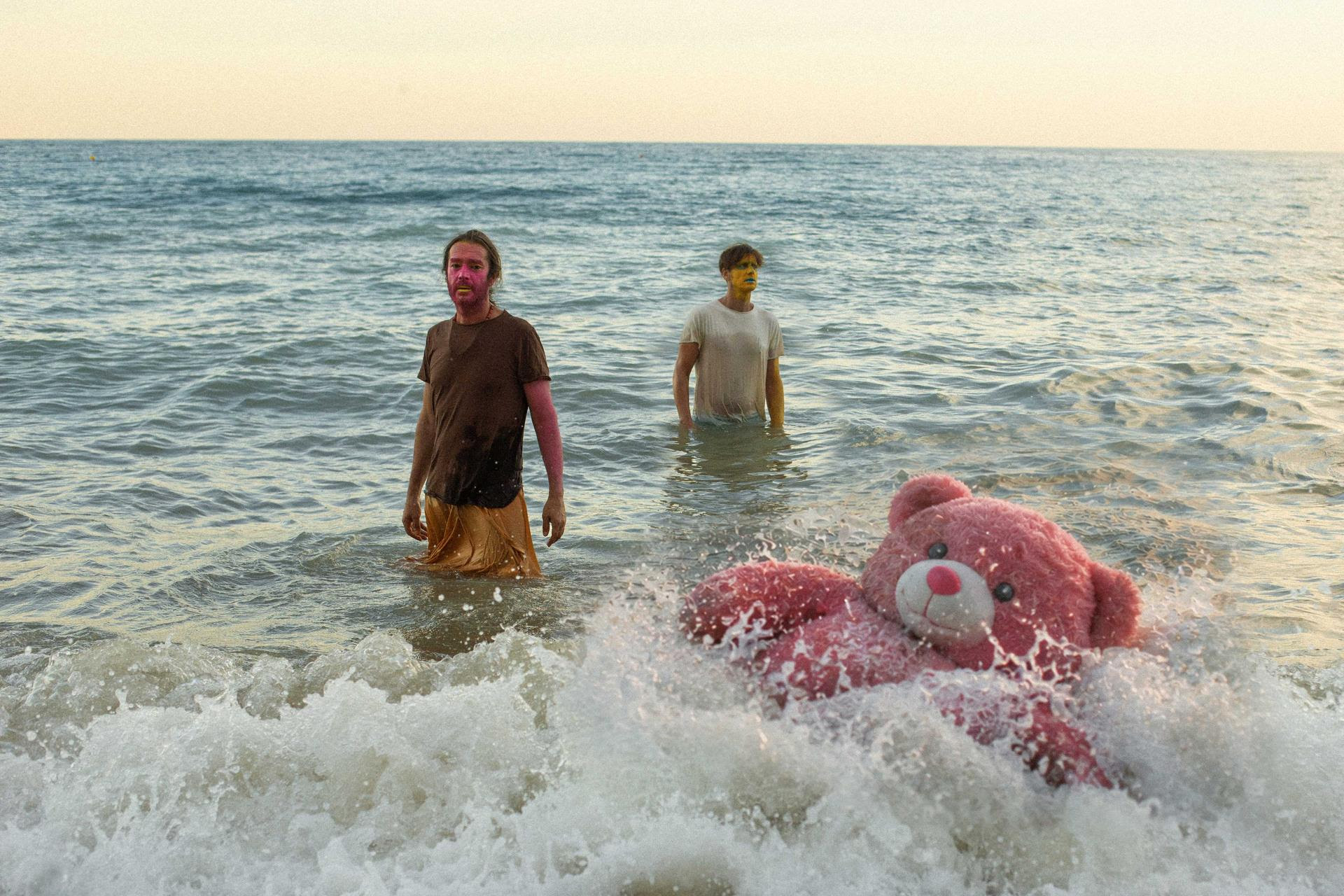 C’MON TIGRE | Esce il 18 settembre THE BEAUTIFUL GLITCH, il nuovo singolo e video
